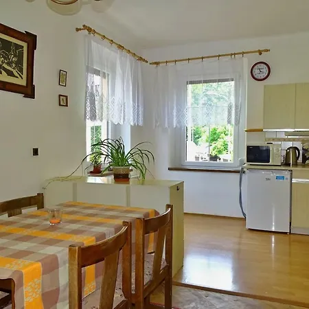Ubytovani U Kastanku Apartman 2+1 * Trutnov